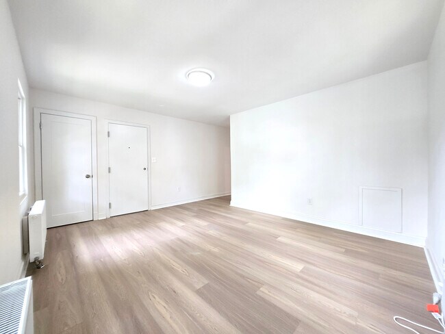 Foto del edificio - 4530 Avondale St
