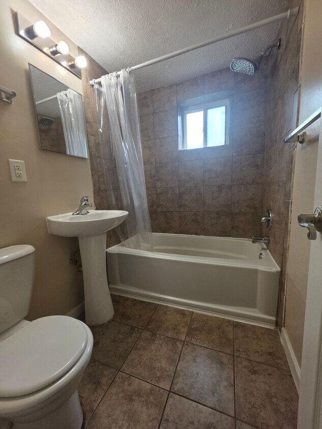 Foto del edificio - 612 N 46th St