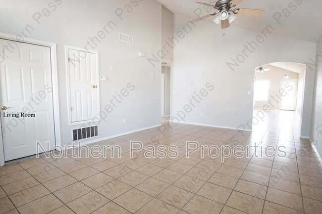 Building Photo - 14140 Robert Ituarte Dr