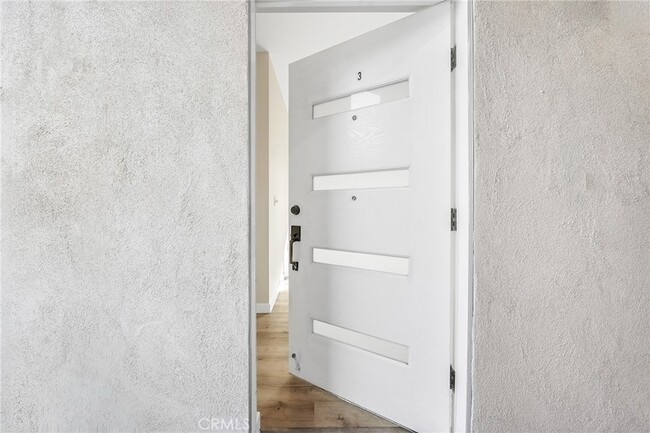 Foto del edificio - 1002 E 33rd St