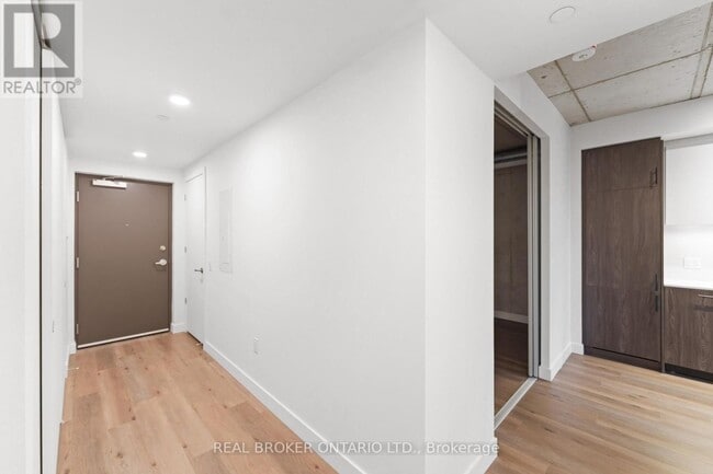 Photo du bâtiment - 10 James St