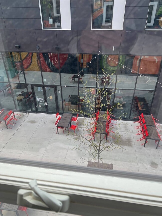 Building Photo - 480 S Salina St