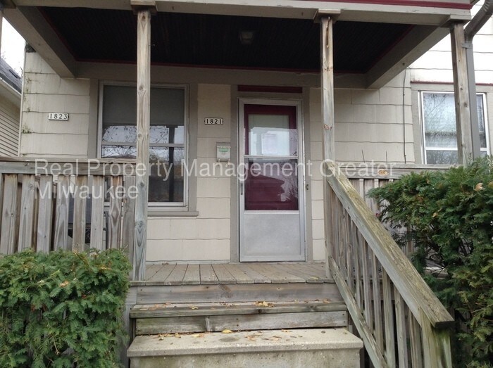 1821 S 75th St, West Allis, WI 53214 Room for Rent in West Allis, WI