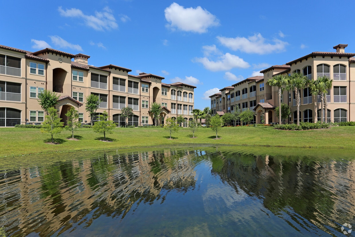 Casa Mirella Apartments Windermere, FL