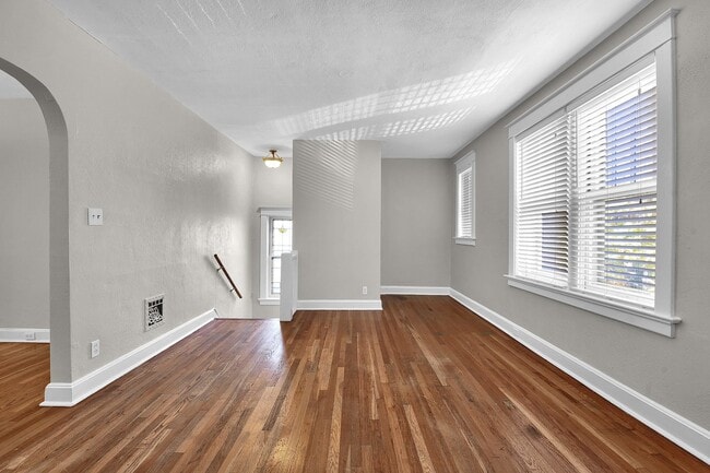 Building Photo - 7702 Lile Ave