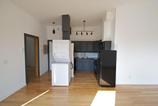 Building Photo - 25 E 26th Street Unit 1