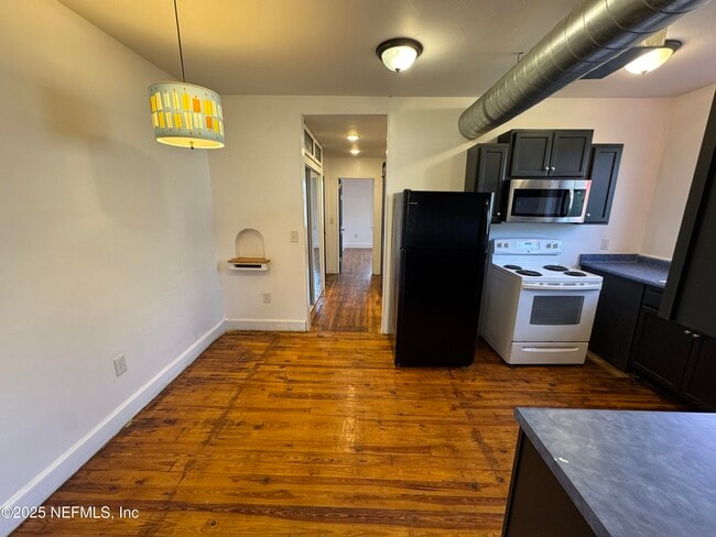 Building Photo - 2670 Post St