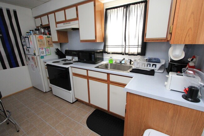 Foto del edificio - 100 Ashley St