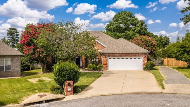 Building Photo - Updated 4BR/2BA One-Level Home on Maumelle Cul-de-Sac — Trail Access