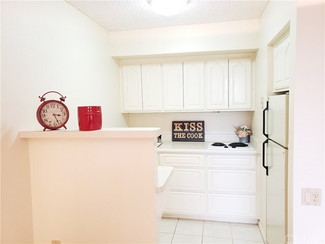 Building Photo - 24055 Paseo Del Lago