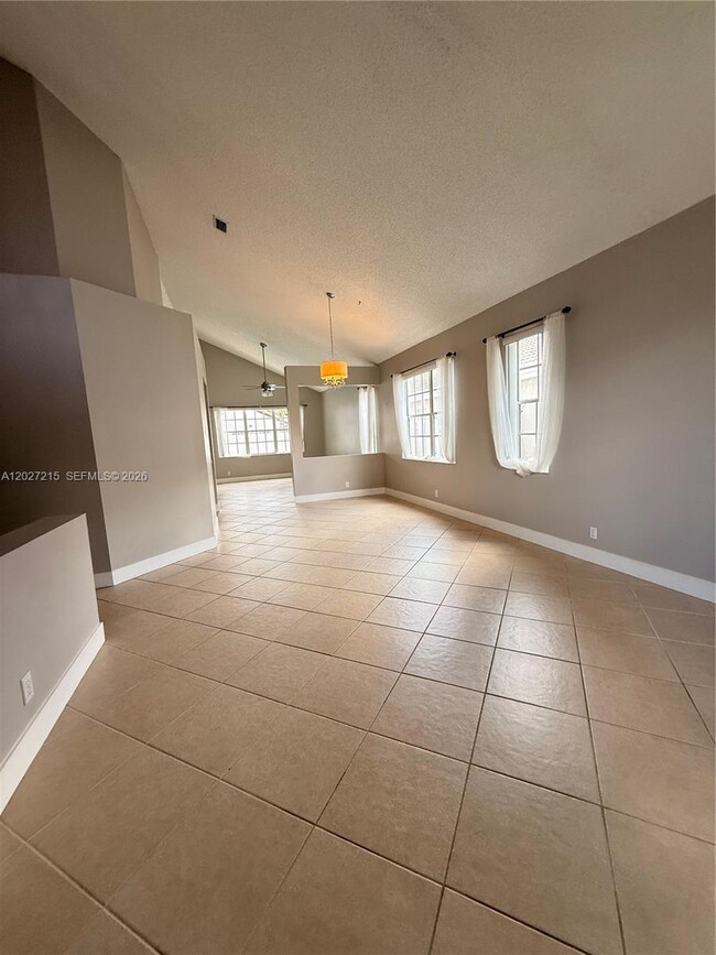 Building Photo - 300 Cameron Dr