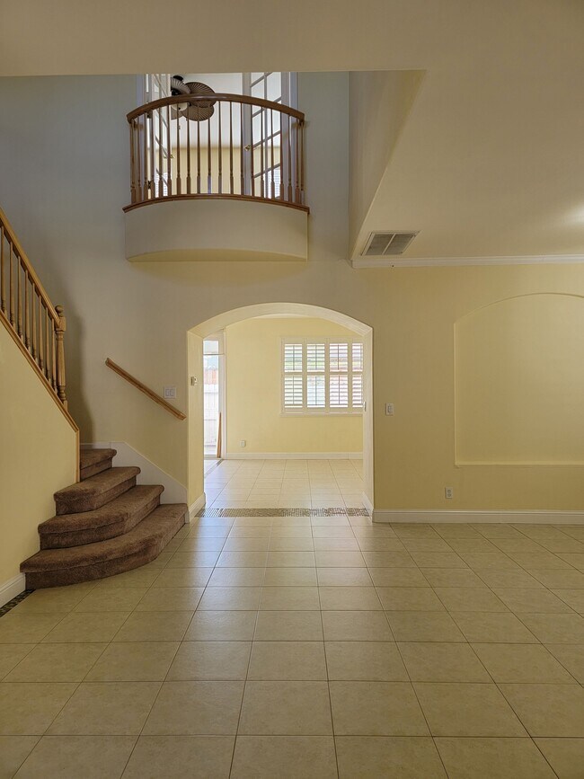 Foto del edificio - 382 Tennis Ct