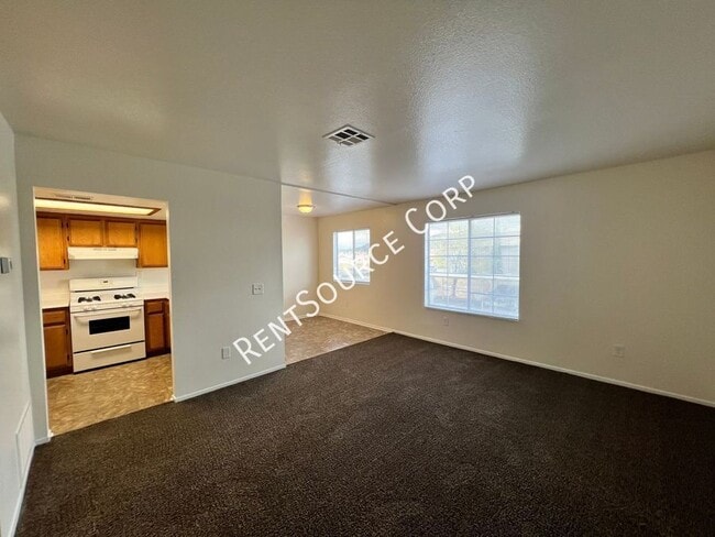 Building Photo - Bryan Manor Apartments