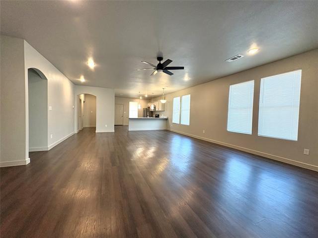 Foto del edificio - 1121 Gannon Ln