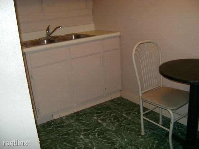 Building Photo - 1 br, 1 bath Apartment - 1945 Cotten Rd
