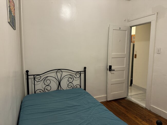 Photo - 535 E 29th St Townhome