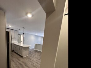 Building Photo - 1220 N La Salle Dr Building Photo - 1220 N La Salle Dr