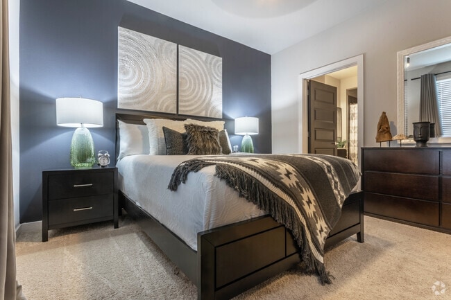 Bedroom - Elite 99 West