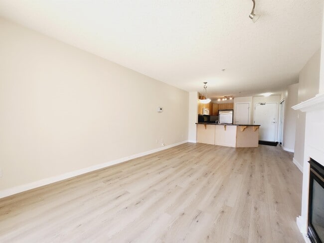 Building Photo - 4312 139 Ave NW
