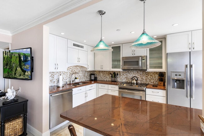 Building Photo - 1648 Jupiter Cove Dr