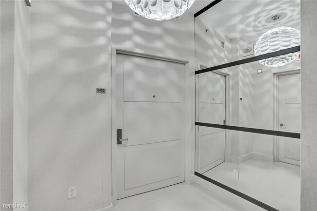 Foto del edificio - 3 br, 3 bath Condo - 2020 N Bayshore Dr