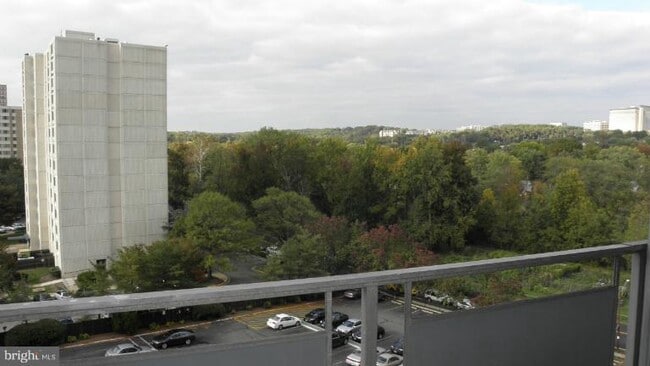 Building Photo - 5340 Holmes Run Pkwy