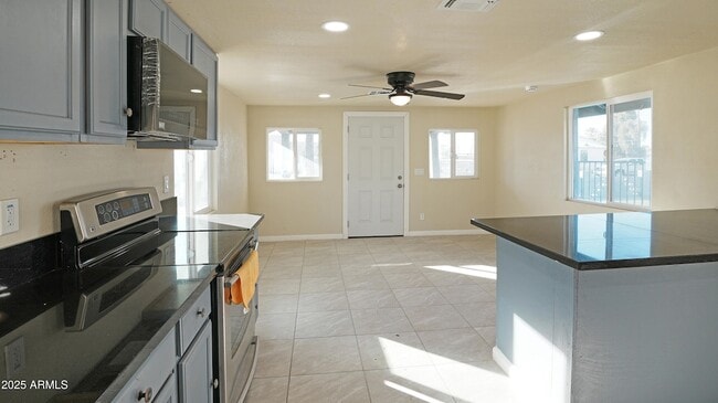 Foto del edificio - 307 N D St