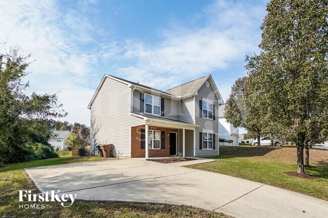 Foto del edificio - 2303 Sidney Porter Dr