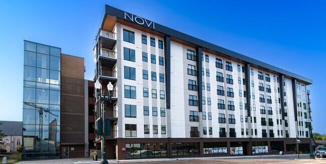 Building Photo - Novi at Concord