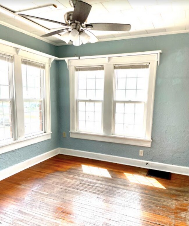 Foto del edificio - 1503 S Walnut St
