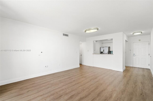 Building Photo - 900 SW 8th St