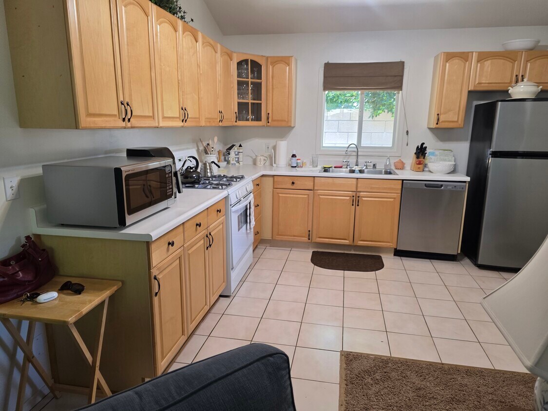 Foto principal - 22965 Oxnard St