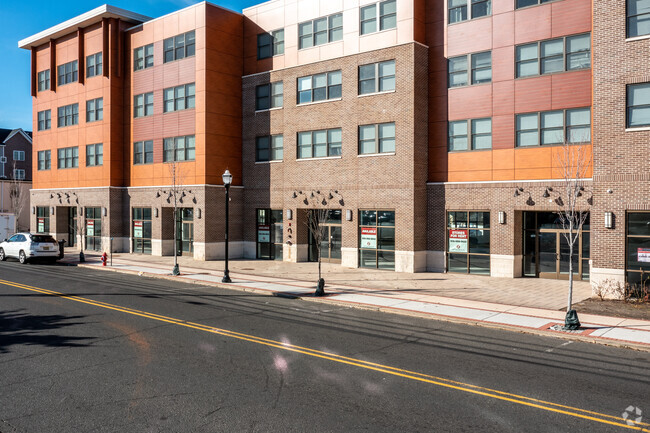 Building Photo - Hamilton Commons
