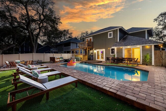 Foto del edificio - 7573 Harborview Way