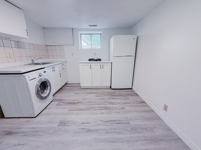 Photo du bâtiment - 424-432 32 Ave NW