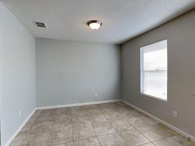 Foto del edificio - 7528 Marietta Ln