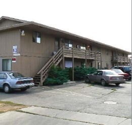 Foto del edificio - 1203 Swan Ave