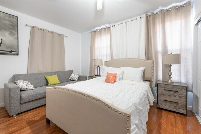 Foto del edificio - 195 Webster Ave