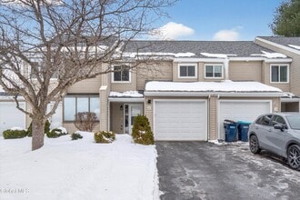 Building Photo - 17 Derby Dr