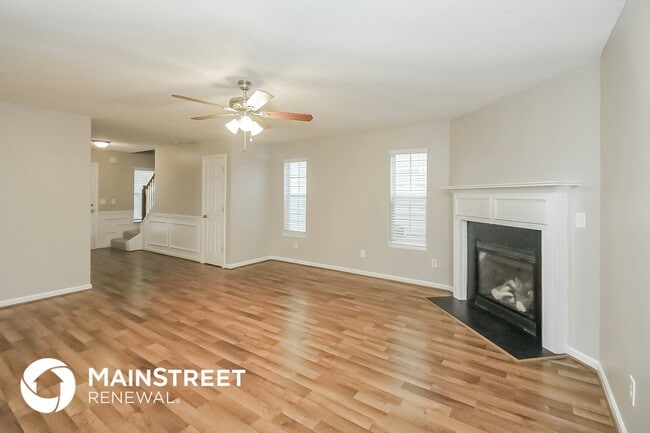 Building Photo - 3492 Augusta St