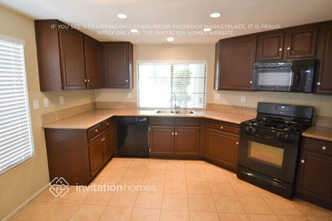 Foto del edificio - 28121 Stonington Ln