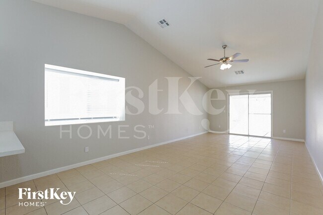 Foto del edificio - 3331 Old Sorrel Ct