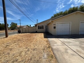 Building Photo - 6801 Woodbine Ave