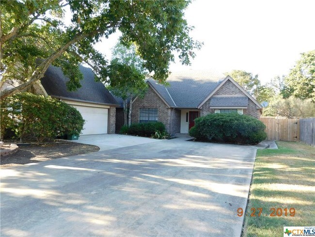 Building Photo - 346 Chaparral Creek Dr