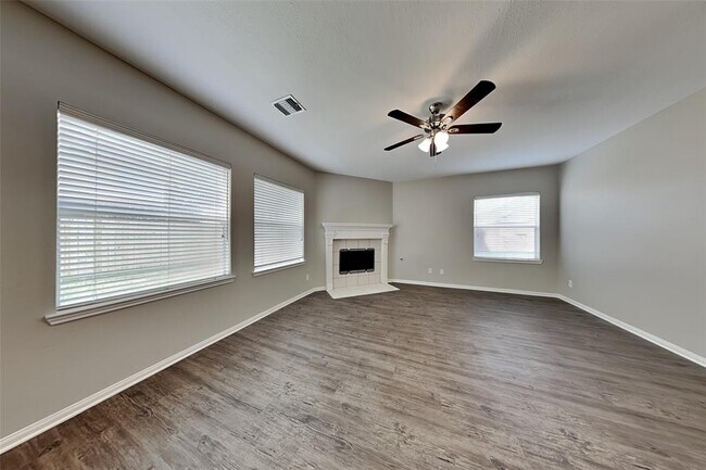Building Photo - 1212 Pine Moss Ct