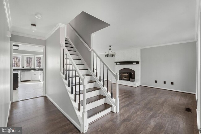 Foto del edificio - 4br 2.5ba 2 car garage home on 10 acres!