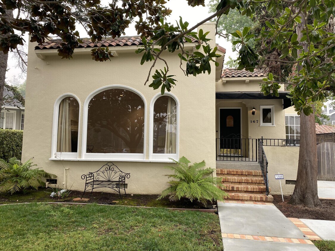 Primary Photo - 167 Barroilhet Ave