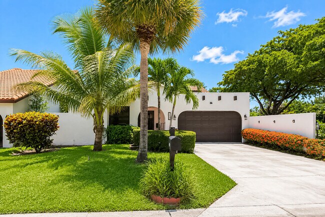 Foto del edificio - 7678 Solimar Cir