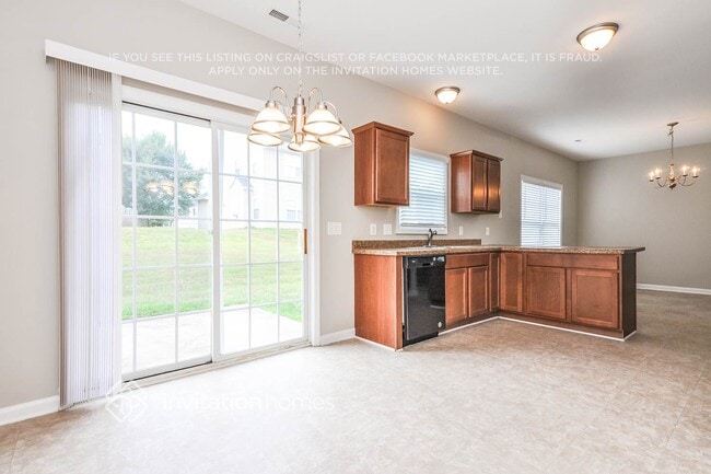 Building Photo - 1216 Heritage Manor Dr