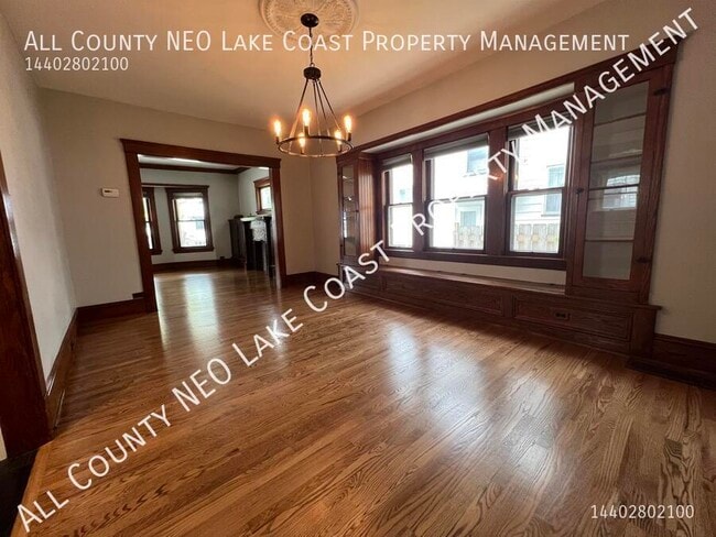 Building Photo - 1250 Lakeland Ave